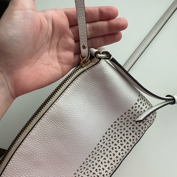 Kate Spade White Crossbody Bag with Woven Detail - Picture 9 of 10